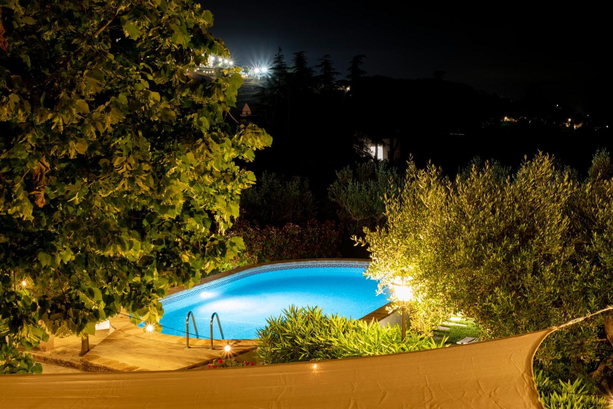 Masseria Trulli Bruni โลโกโรตอนโด ภายนอก รูปภาพ