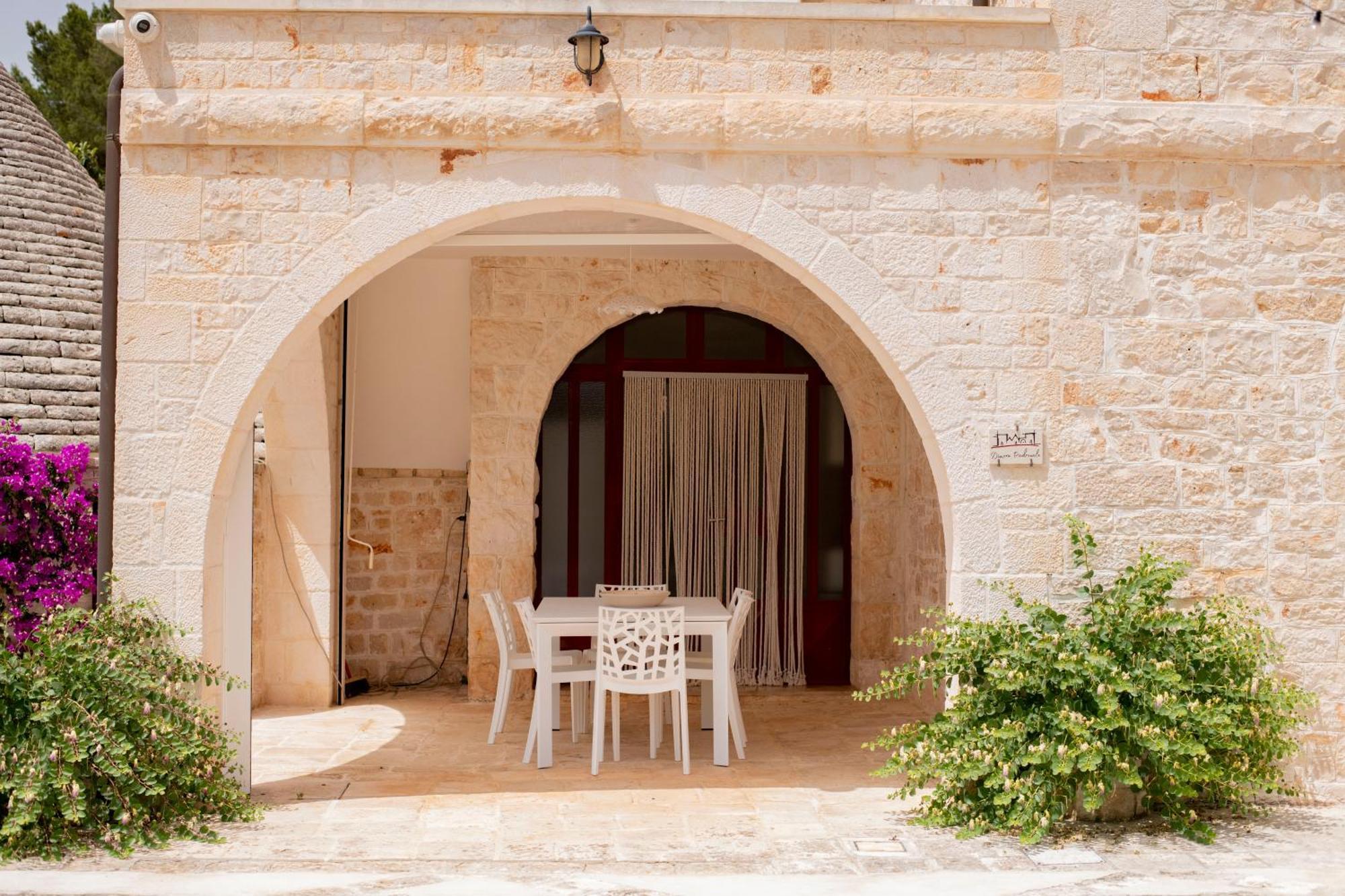 Masseria Trulli Bruni โลโกโรตอนโด ภายนอก รูปภาพ
